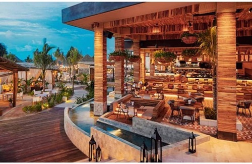 Downtown Cancun Resort | Luxury Resort by Vidanta- Riviera Maya