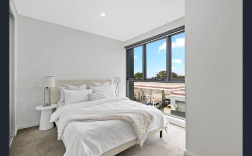 West Pennant Hills Apartment | Luxury Room Budget Friendly