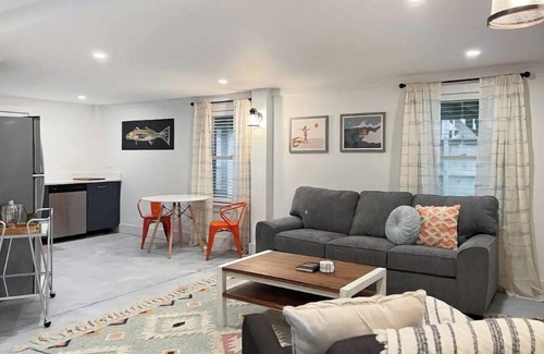 Folly Beach Cabin | Luxury Sea Cabin Guest Suite - Across from Beach