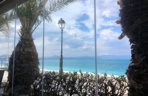 Loutraki Apartment | Luxury Seaside Apartment