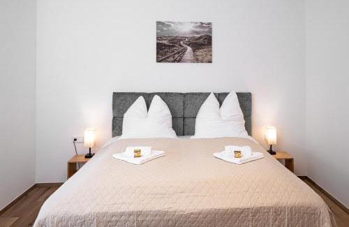 Linz Apartment | Luxury Sedda Bed, Nespresso, Netflix
