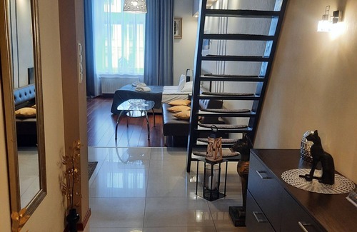 Stradom Apartment | Luxury Senate Apartment
