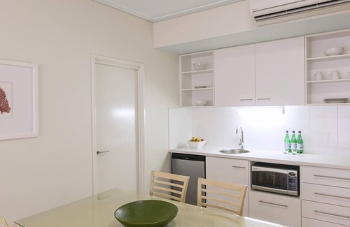 Beresford Apartment | Luxury studio apartment for extended stay