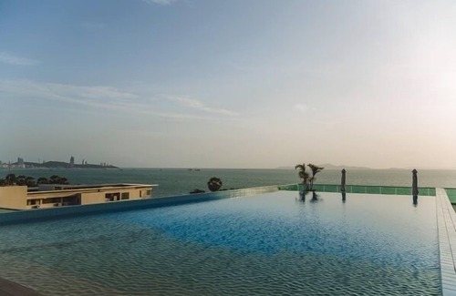 North Pattaya Apartment | Luxury studio Laguna Heights