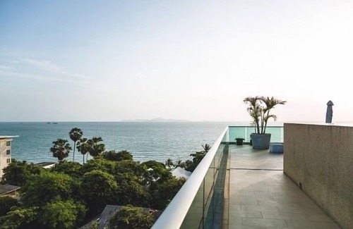 North Pattaya Apartment | Luxury studio Laguna Heights