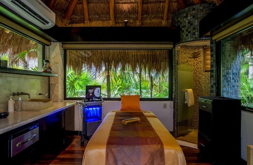 Playa Mujeres Condo | Luxury Studio Suite at Villa del Palmar Cancun