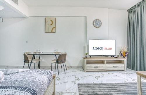 Al Hamra Village Apartment | Luxury Studio with Marina View Al Hamra Village