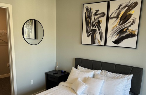 Compton Heights Apartment | Luxury Style Apartment With Heated Pool