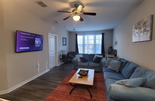 Brier Creek Country Club Apartment | Luxury Suite *Gated Community *Free Parking *Entire Apt * Minutes From RDU & PNC