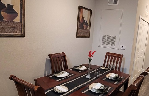 Brier Creek Country Club Apartment | Luxury Suite *Gated Community *Free Parking *Entire Apt * Minutes From RDU & PNC