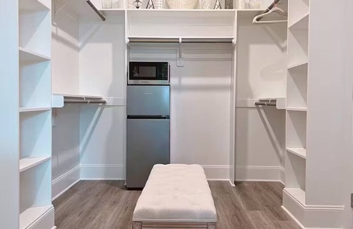 Raleigh House | Luxury Suite, Private Entrance, Garage & Patio