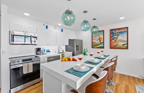 Waikiki Apartment | Luxury Suite with Ocean View in Waikiki, Free Parking!