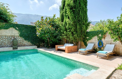 Soller Villa | Luxury Town Villa With Big Pool and Garden, parking, AC in all bedrooms
