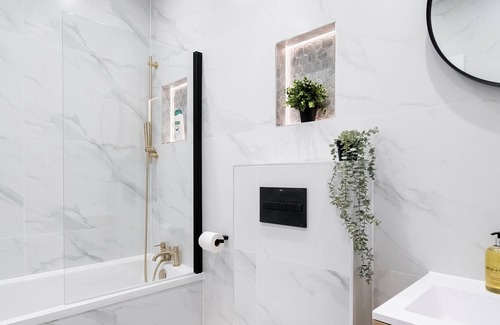 Westcliff-on-Sea Apartment | Luxury Two Bed Apartment in Southend-on-Sea 2