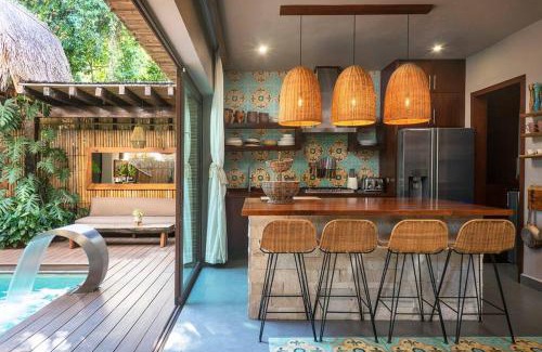 Zama Villa | Luxury Vibes Villa Pool with Jacuzzi Concierge 5BR