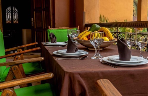 Targa Villa | LUXURY VILLA 10 ROOMS - PRIVATE POOL - CENTER OF MARRAKECH