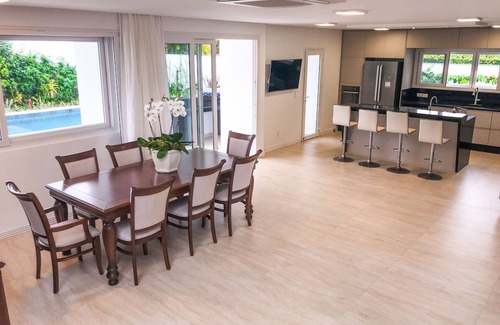 Jurere House | Luxury Villa in Jurerê Internacional