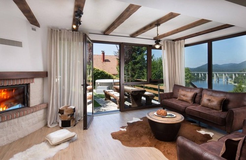 Fuzine Villa | Luxury villa Lakeside Haven with jacuzzi and sauna in Fužine