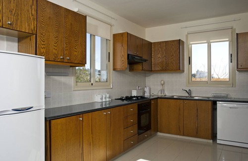 Kathikas House | Luxury villa on mountainside with sea views and private pool & garden