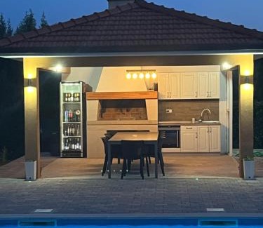 Ljubuski Villa | Luxury Villa ROYAL