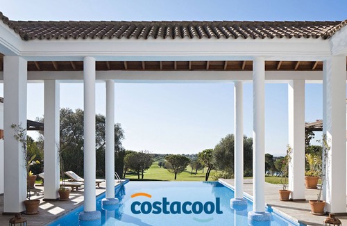 Benalup-Casas Vieja Villa | Luxury villa with private swimming pool - golf view (cleaning incl.)