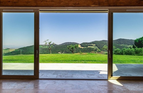 Volterra Villa | Luxury Villa with Stunning View and Heated Pool