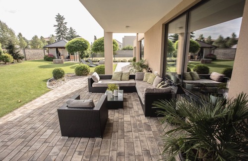 Cestlice Villa | Luxury villa with swimming pool and tennis court