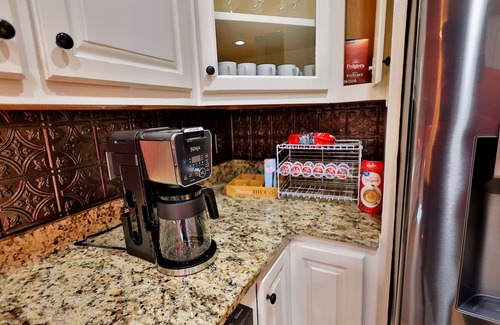 Morganton Cabin | Luxury w/Heated Pool, XL Hot-Tub & Deluxe Outdoors