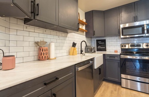 Rexburg Apartment | LUXURY YELLOWSTONE 2 BEDROOM SUITE