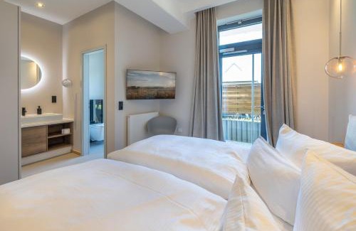 Glowe Apartment | Luxus Meerblick Strand & Sauna & Garten & Heimkino