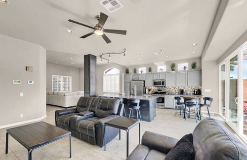 Silverado Ranch Apartment | LV - 1173 Monogram Way (3B)