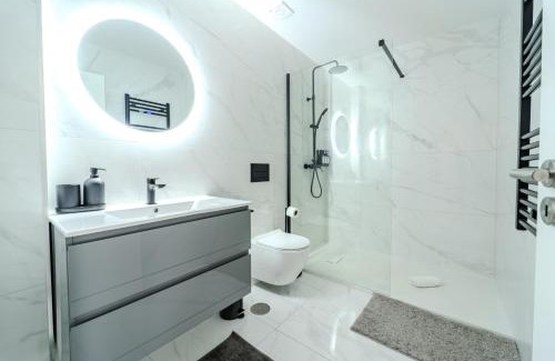 Braga Apartment | LZ Studio by House and People
