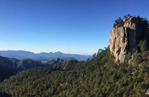 Pueblo Nuevo Cabin | Mágica cabaña de montaña Parque La Pirámide