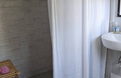 Richland Bed & Breakfast | M G Richardson Bed & Breakfast