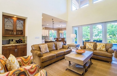 Coury House | M12 - Beautiful house in Key Colony offering 4 bed