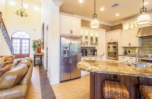 Coury House | M12 - Beautiful house in Key Colony offering 4 bed