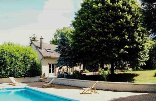 Saint-Nicolas-des-Laitiers House | Ma Maison D'Artistes