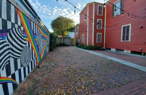 Bywater House | Macarty House, A Bohemian Resort with pool and cabana bar