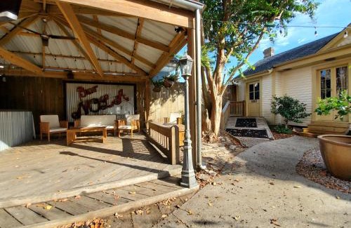 Bywater House | Macarty House, A Bohemian Resort with pool and cabana bar