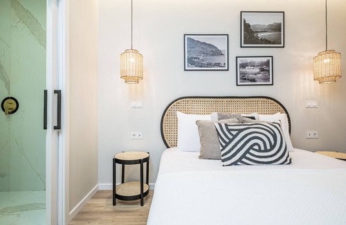 Machico Bed & Breakfast | Machim D'Arfet House 202 by Madeira Sun Travel