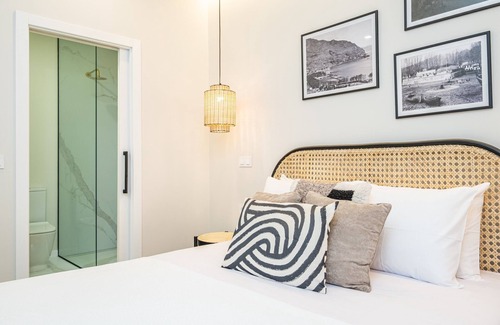 Machico Bed & Breakfast | Machim D'Arfet House 202 by Madeira Sun Travel