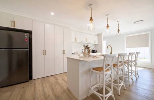 Dubbo House | Macintyre House - Dubbo