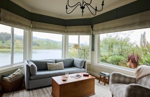 Jenner Hotel | Madeira House