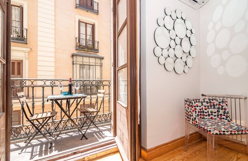 Sol Apartment | MADRID-SOL-GATE PLAZA MAYOR, New Apartment, Comodo, modern design.
