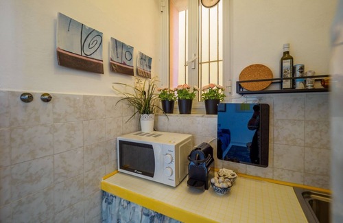 Vernazza Apartment | Maemuna Sea View Apartment