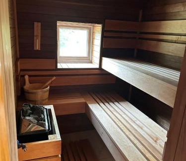 Oswestry House | Maengwynedd, Llanrhaeadr Ym Mochnant