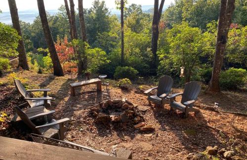 Blue Ridge Apartment | Mae’s Cottage in the Clouds