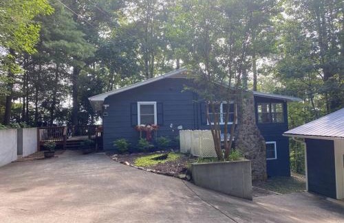 Blue Ridge Apartment | Mae’s Cottage in the Clouds