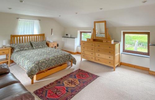 Cymau House | Maes Y Falwen