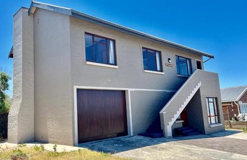 Witsand House | Magdamol holiday home